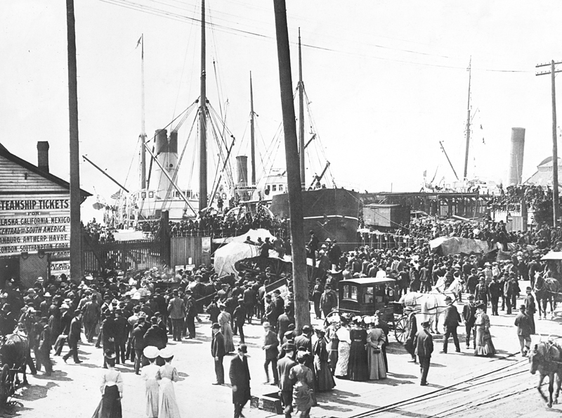 The Seattle, Washington waterfront during the Klondike Gold Rush in 1897. Photo: The New York Times photo archive via Wikimedia Commons