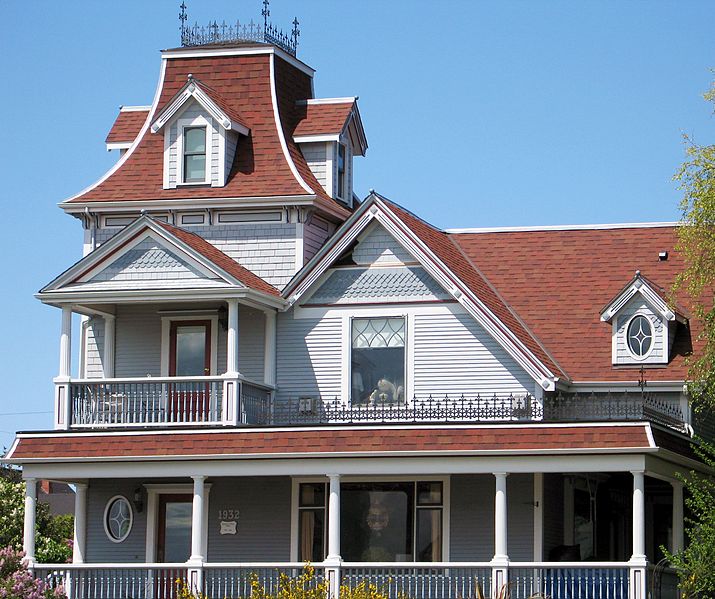 Victorian Mansion. Photo: loggedout via Wikimedia Commons