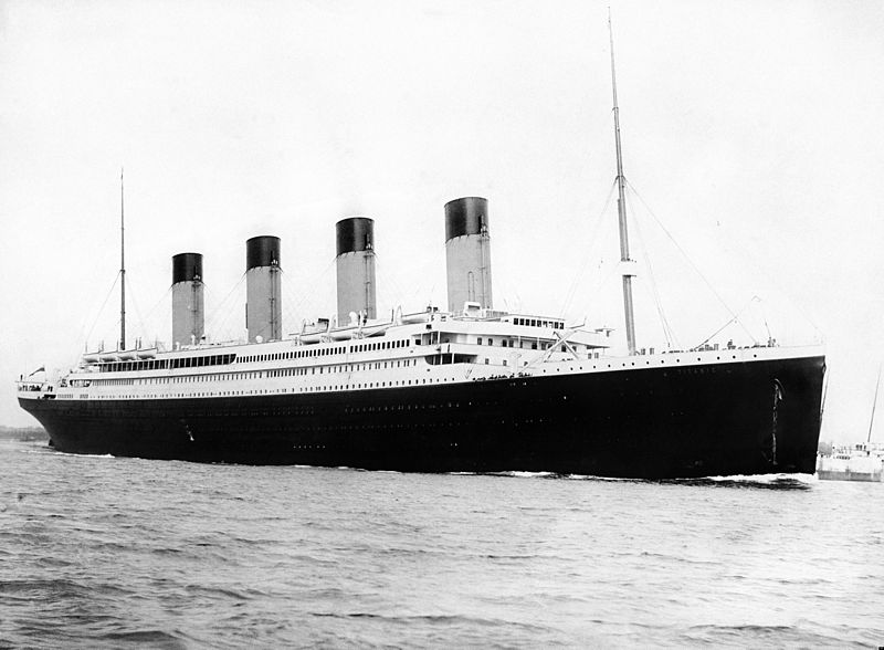 RMS Titanic departing Southampton on April 10, 1912. Author: F.G.O. Stuart (1843-1923) via Wikimedia Commons