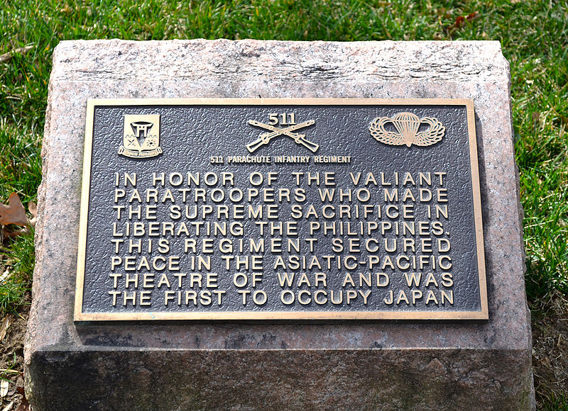 511th Parachute Infantry Regiment memorial in Arlington National Cemetery in Arlington, Virginia, in the United States. Photo: Tim Evanson via Wikimedia Commons