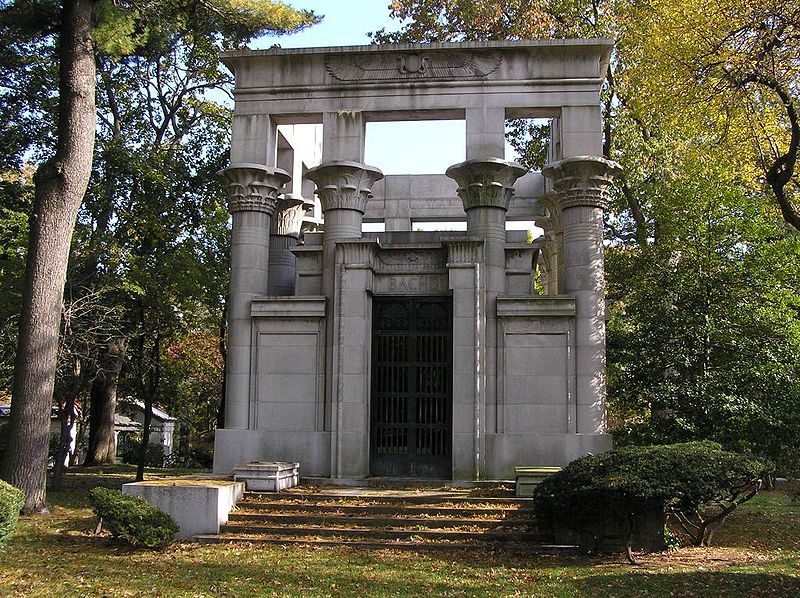 The mausoleum of Jules Bache in Woodlawn Cemetery, Bronx, NY. Photo by Anthony22 via Wikimedia Commons